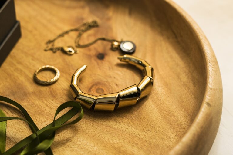 Sustainable Jewelry Brands for the Eco-Conscious Consumer: Ethical Choices for Style